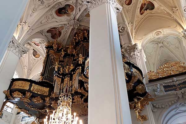 Die Orgel im barocken Glanz 