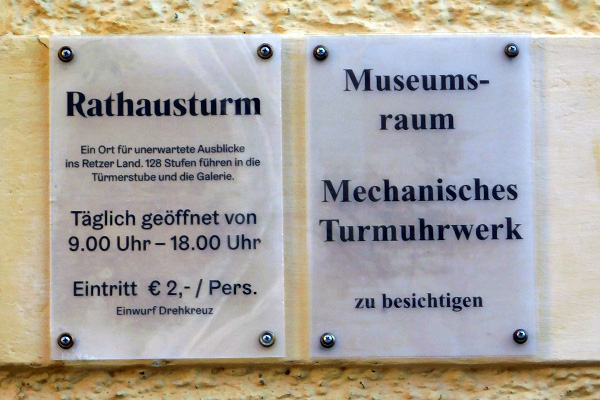 Rathausturm und Turmuhrwerk sind zu besichtigen