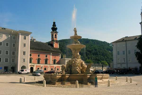 Blick auf den Residenzbrunnen