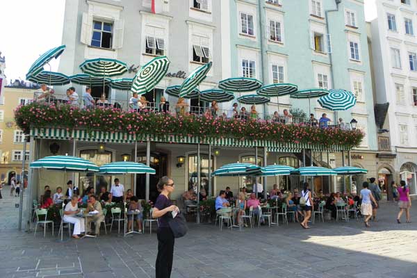 Auf einen Kaffee nach Salzburg - ins Tomaselli 