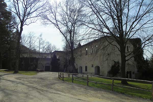 Gerichtsstöckl und Neu Schloss 