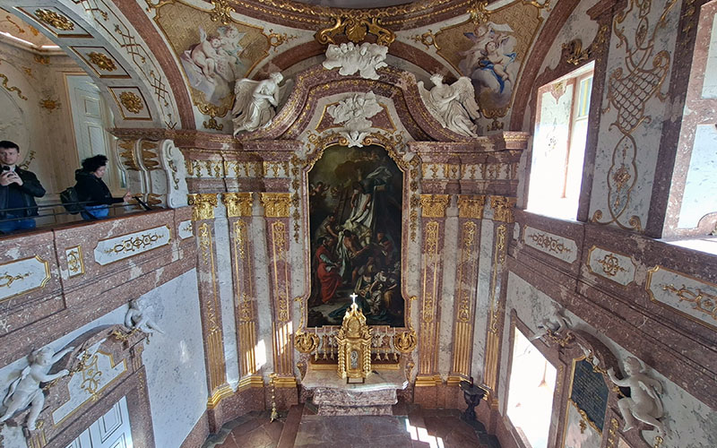 Blick in die Kapelle