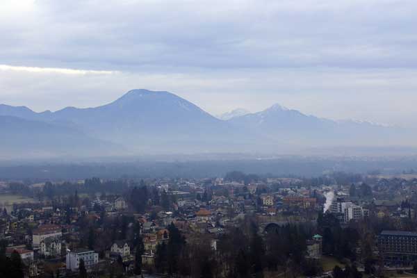 Blick von der Bleder Burg auf die Umgebung