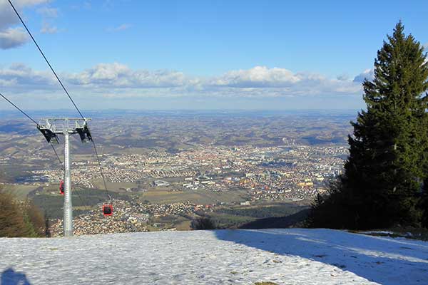 Blick auf die Stadt vom Pohorje