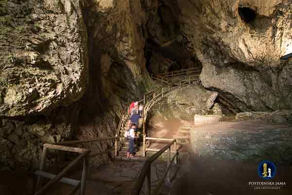 In der Grotte von Predjama (Foto © Postojnska jama)