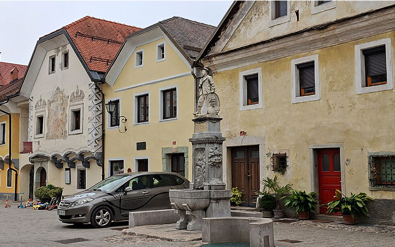 Das Josipina Hočevar Denkmal