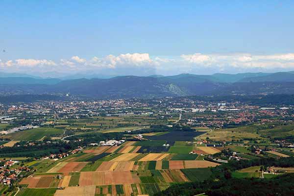 Blick in die Umgebung vom Cerje Monument