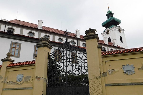 Blick auf das Dominikanerkloster