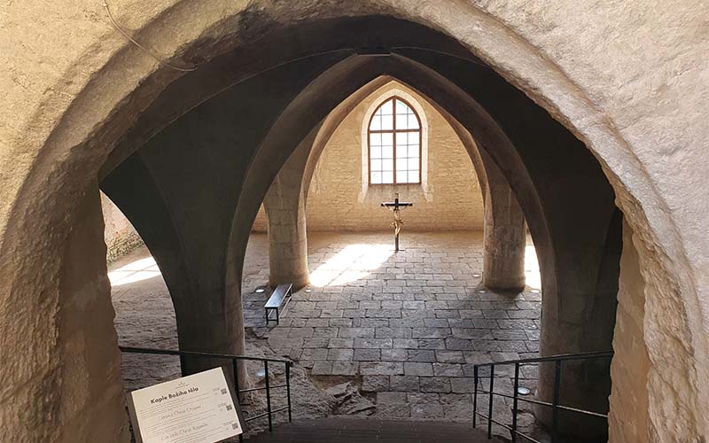 Im Inneren der Fronleichnamskapelle