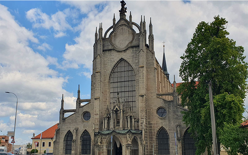 Die Kirche Mariä Himmelfahrt in Sedlec (Kuttenberg)