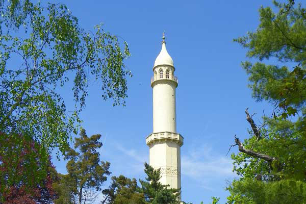 Das Minarett im Schlosspark 