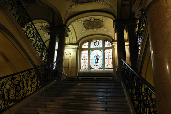 Stiegenaufgang im Rathaus von Liberec 