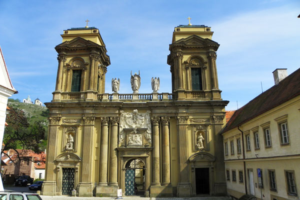 Blick auf die Dietrichsteiner Gruft in Mikulov