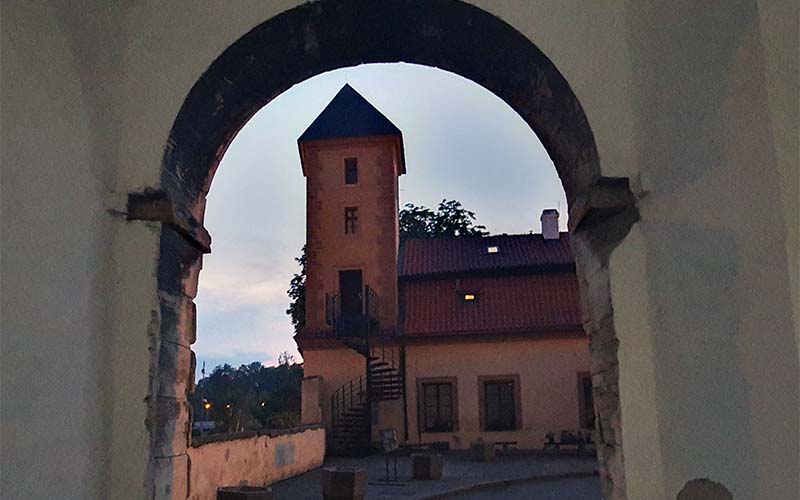 Blick ins Innere des Schlossareals