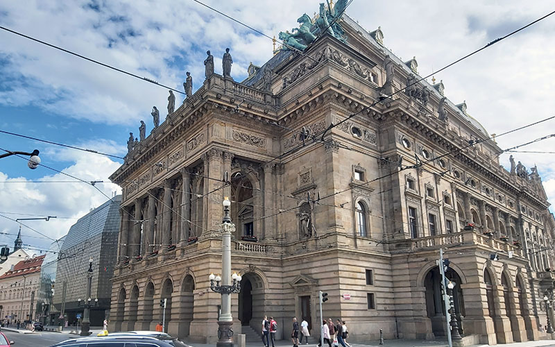 Blick zum Nationaltheater Prag