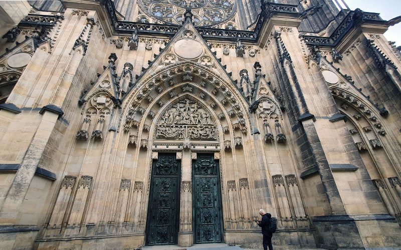 Blick zum Eingang des Veitsdoms