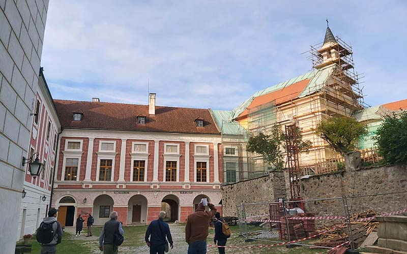 Das Schloss ist riesig