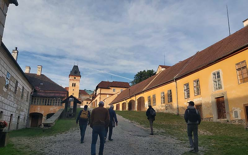 Am Weg zum Oberen Schloss