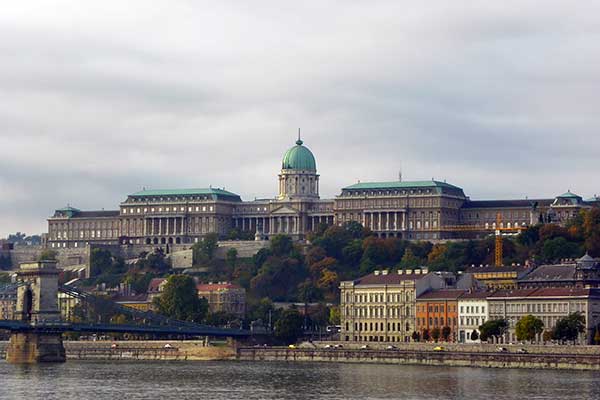 Blick auf den Burgpalast