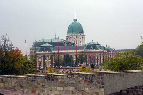 Blick auf den Burgpalast