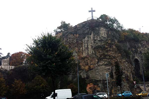 Die Felsenkirche im Gellertberg