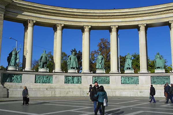 Die Helden der Ungarn am Heldenplatz