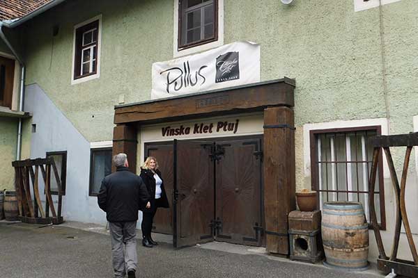 Auf ein Gläschen in den Keller