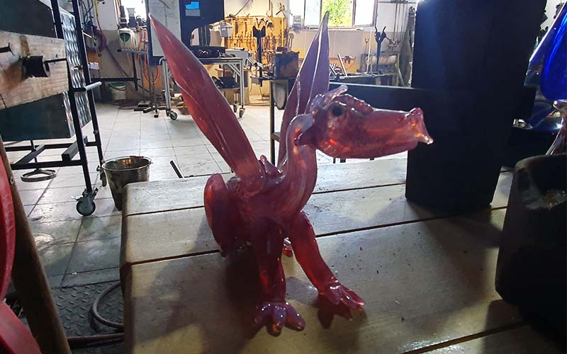 Auch Drachen entstehen hier