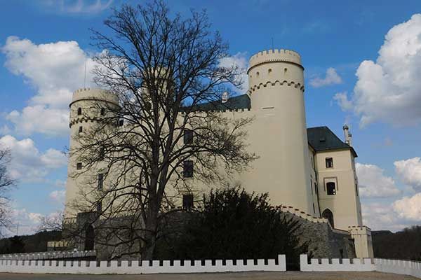 Beinahe wäre das Schloss in einem Stausee versunken