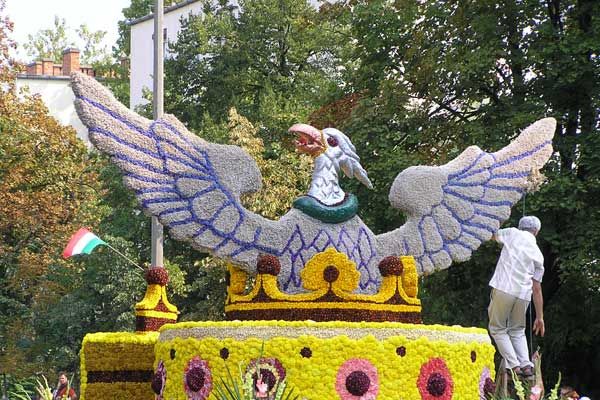 Der Blumenkarneval von Debrecen ist weit über die Grenzen hinaus bekannt
