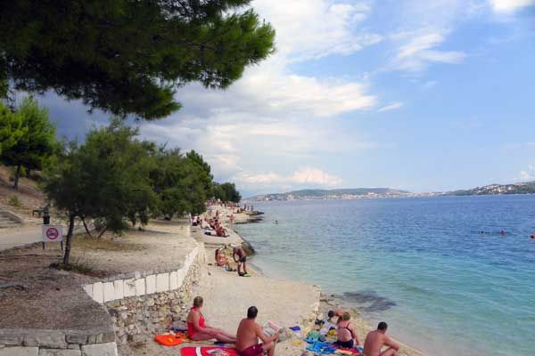 Camping ganz in der Nähe der Stadt Trogir