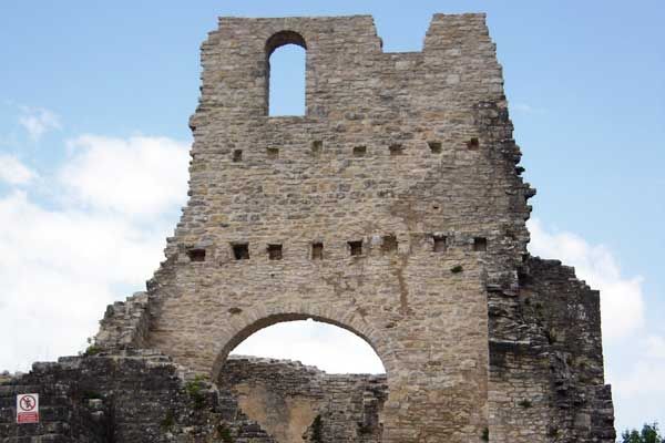 Beeindruckend: Die Ruinen von Dvigrad