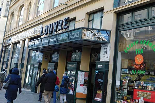 Ein Ort mit großer Geschichte: Das Café Louvre in Prag