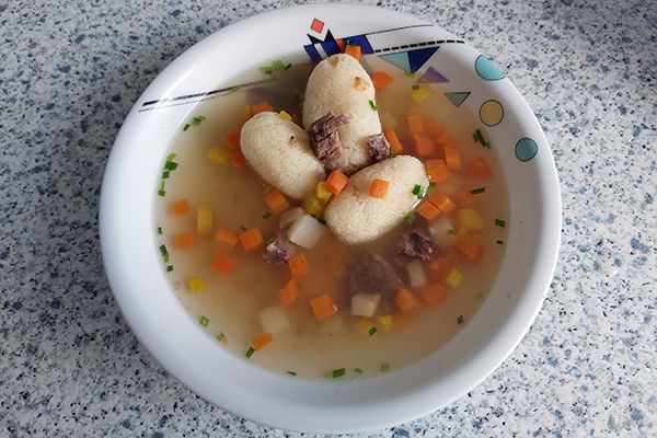 Grießnockerlsuppe