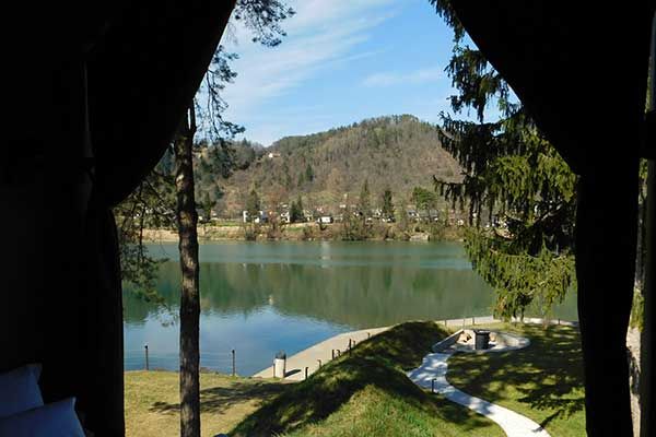 Wunderbarer Ausblick auf den Fluss