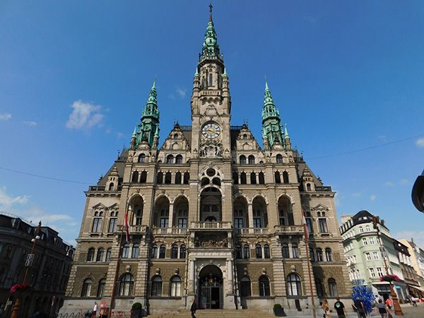 Sieht dem Wiener Rathaus ein bisschen ähnlich - das Rathaus von Liberec