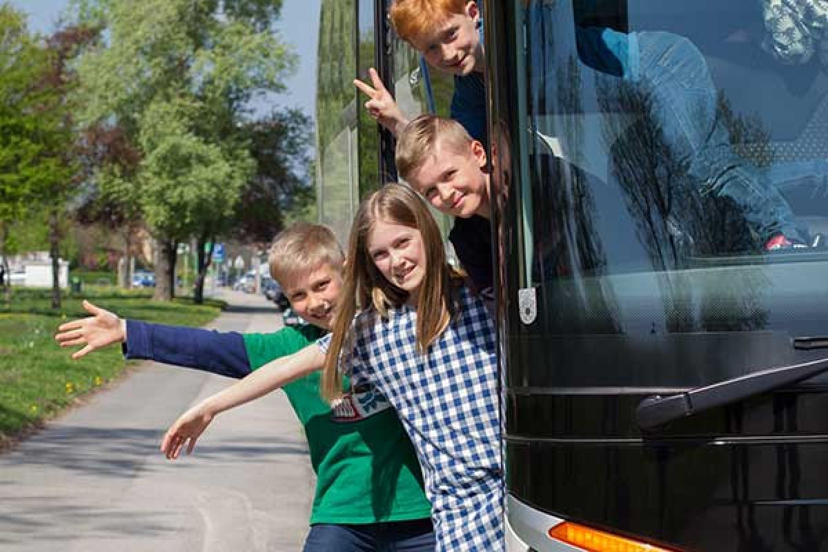 Unterwegs mit dem KidsBus (Foto © Georg Böhm)